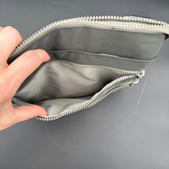 Baggallini Comrade 3-Zip Crossbody Bag Gray Lightweight Adjustable Strap - Picture 9 of 12